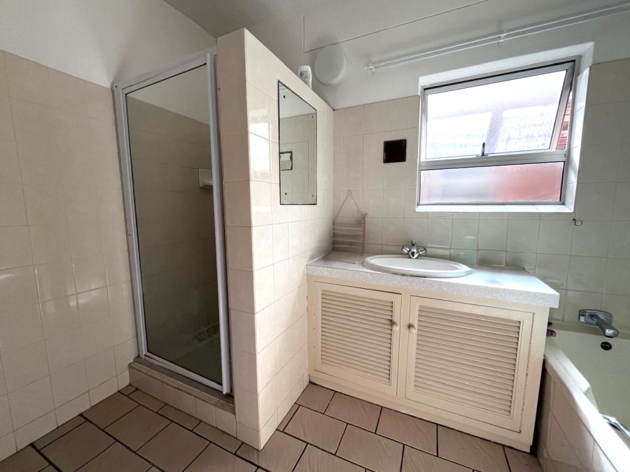 Commercial Property for Sale in Bonza Bay Eastern Cape